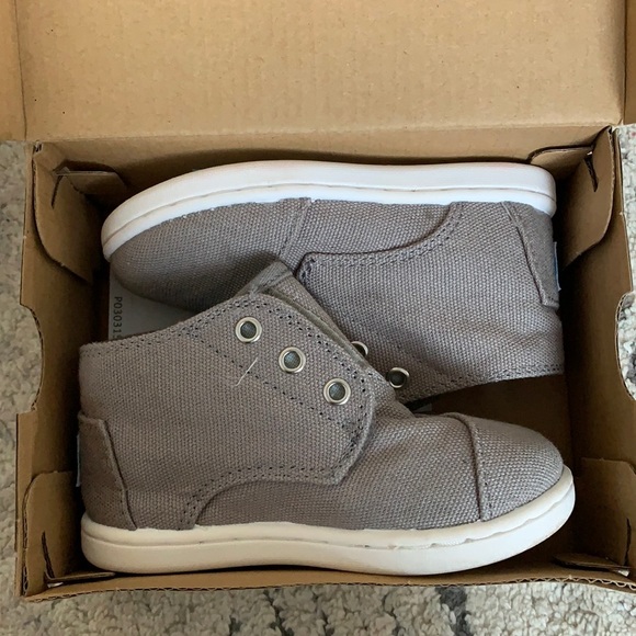 Toms Little Kids Shoes Size 6 - Picture 1 of 2
